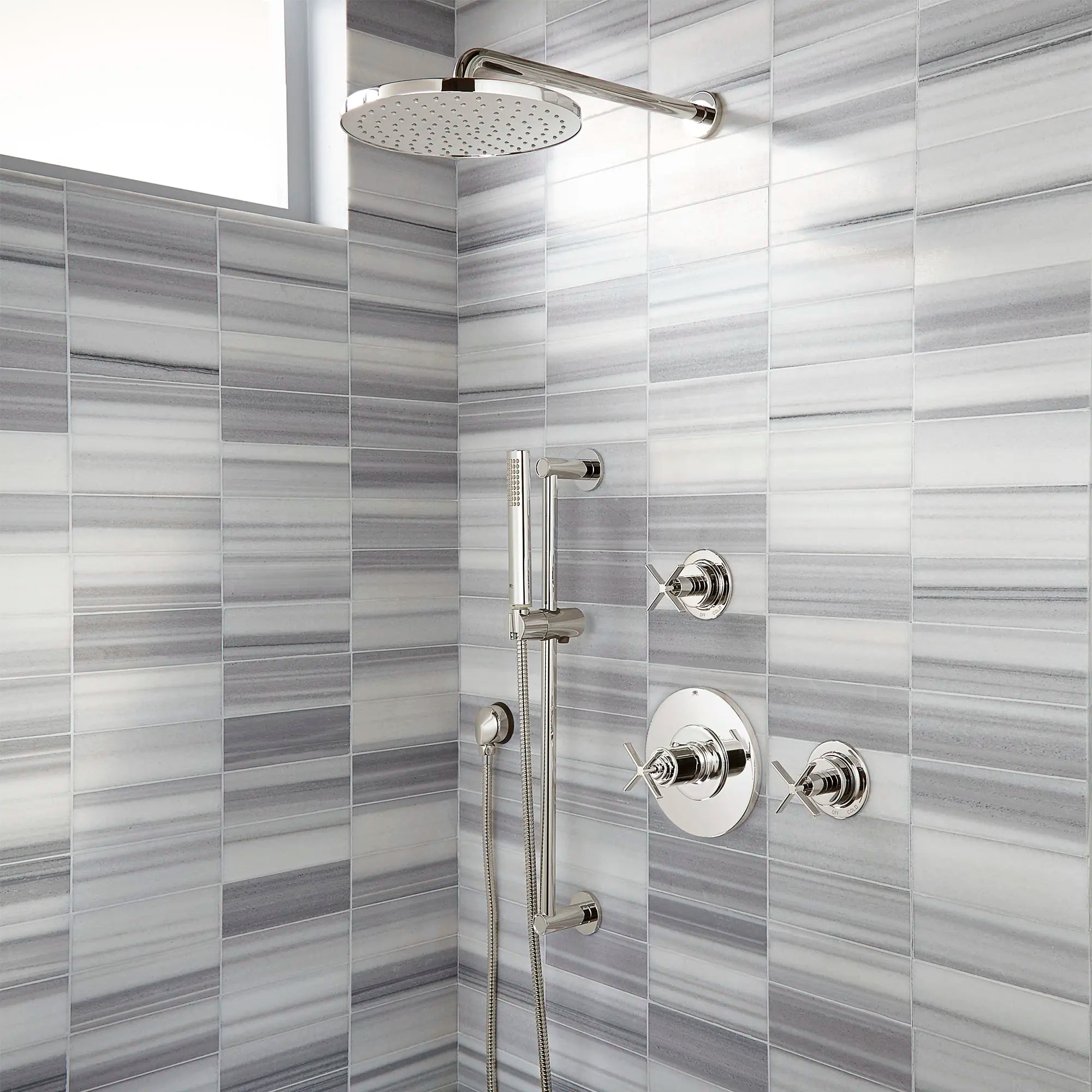 Contemporary Single Function 10 in. Round Showerhead // PLATINUM NICKEL // 160298_B-D35105514150_D35105434150_D35105780150_D35700210150_01_0_CDNwebp_da56c22b-3633-40c7-a521-6a092f936db8.webp