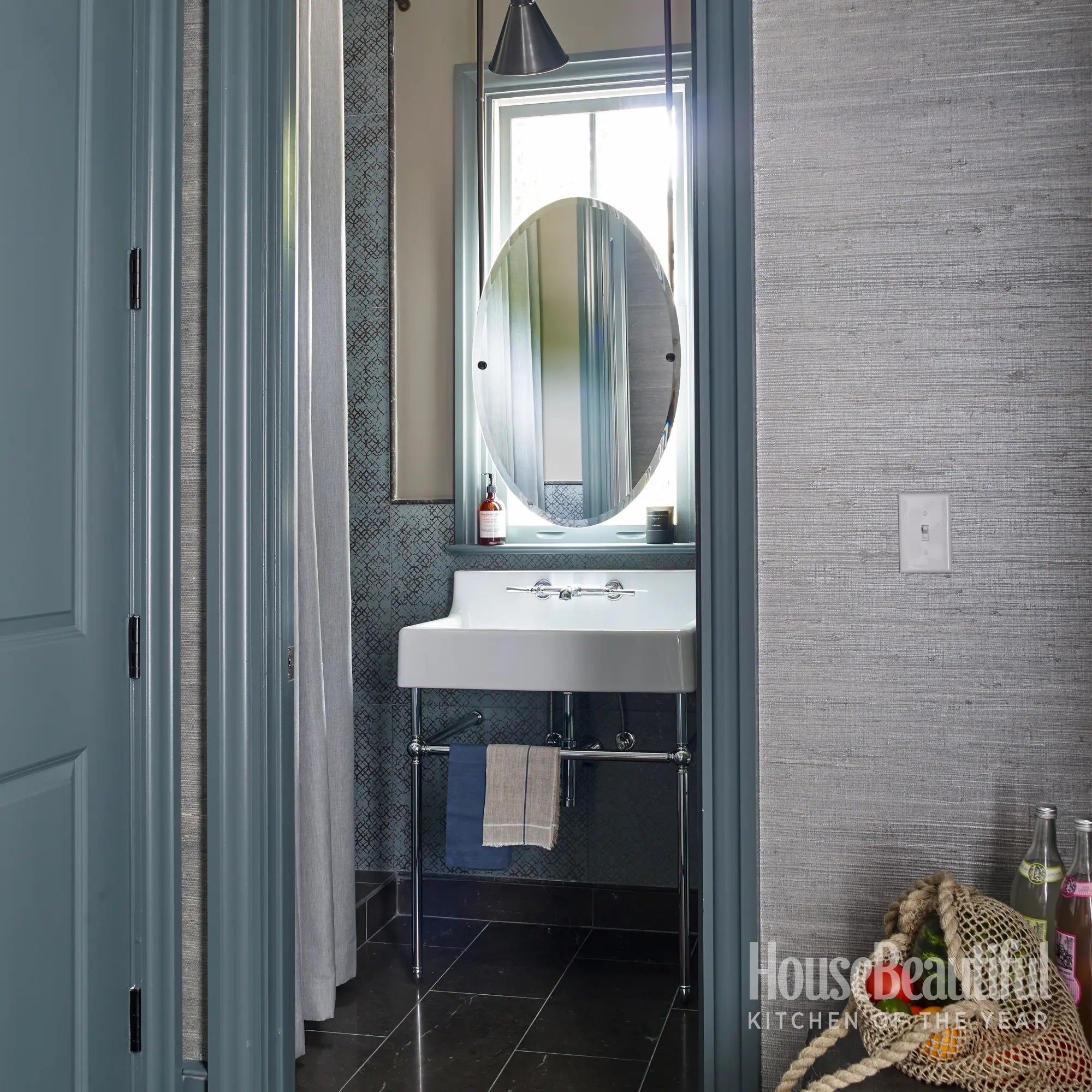 Oak Hill® 30 in. Console Legs // POLISHED CHROME // 39796_D21411030100_0_CDNwebp.webp