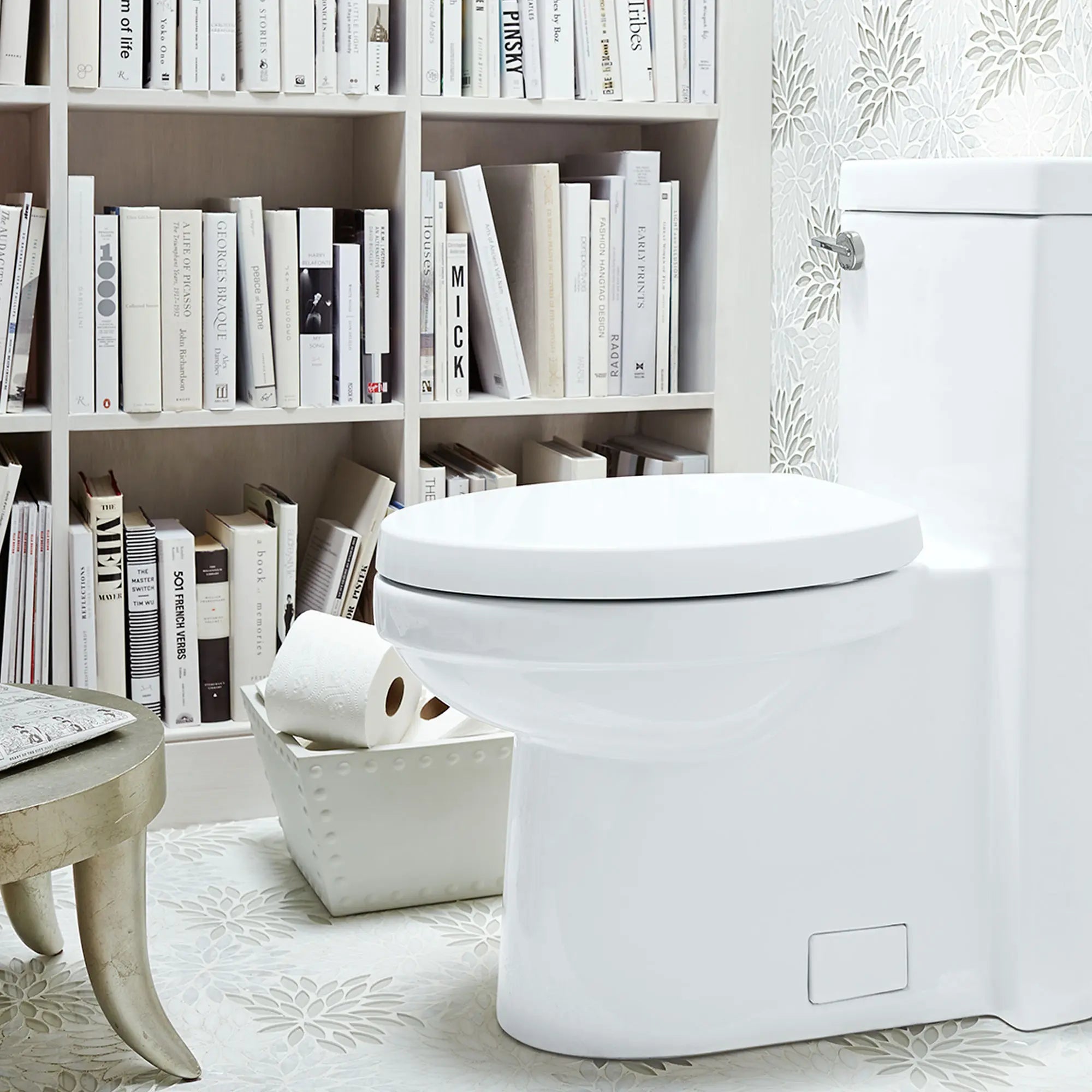 Cossu® One-Piece Chair Height Elongated Toilet with Seat // CANVAS WHITE // 40491_B_D22015F101.415_02_0_CDNwebp.webp