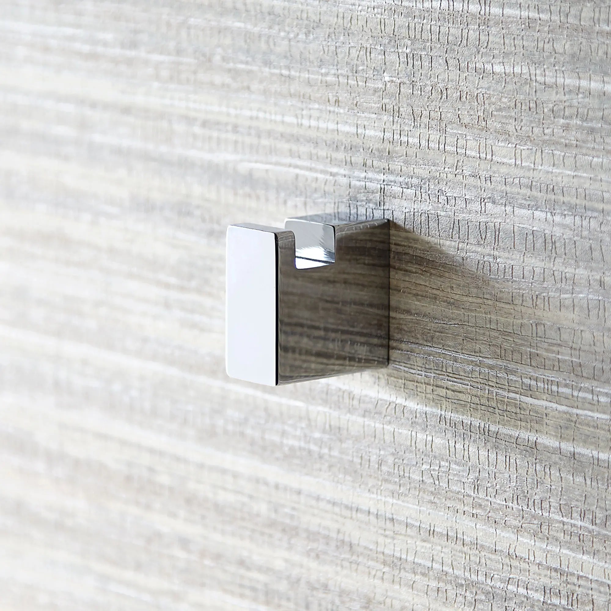 Rem Towel Hook // POLISHED CHROME // 40504_B_D35100210100_0_CDNwebp.webp
