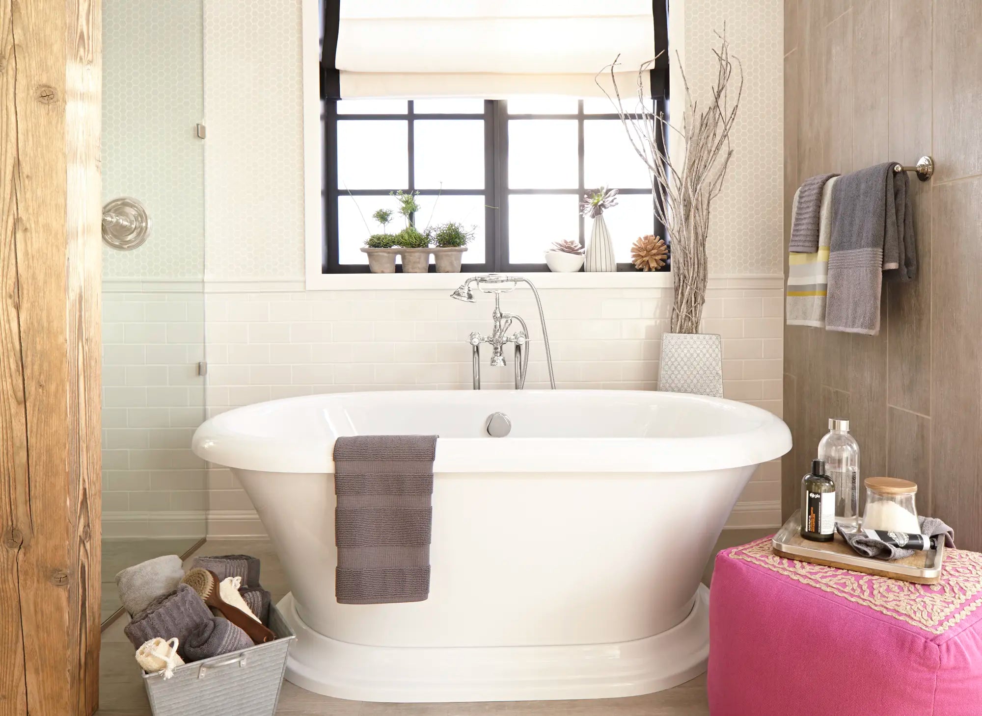 Randall Exposed Tub Filler With HS // POLISHED CHROME // 40618_B_D62745004.415_D35102980.100_02_0_CDNwebp.webp