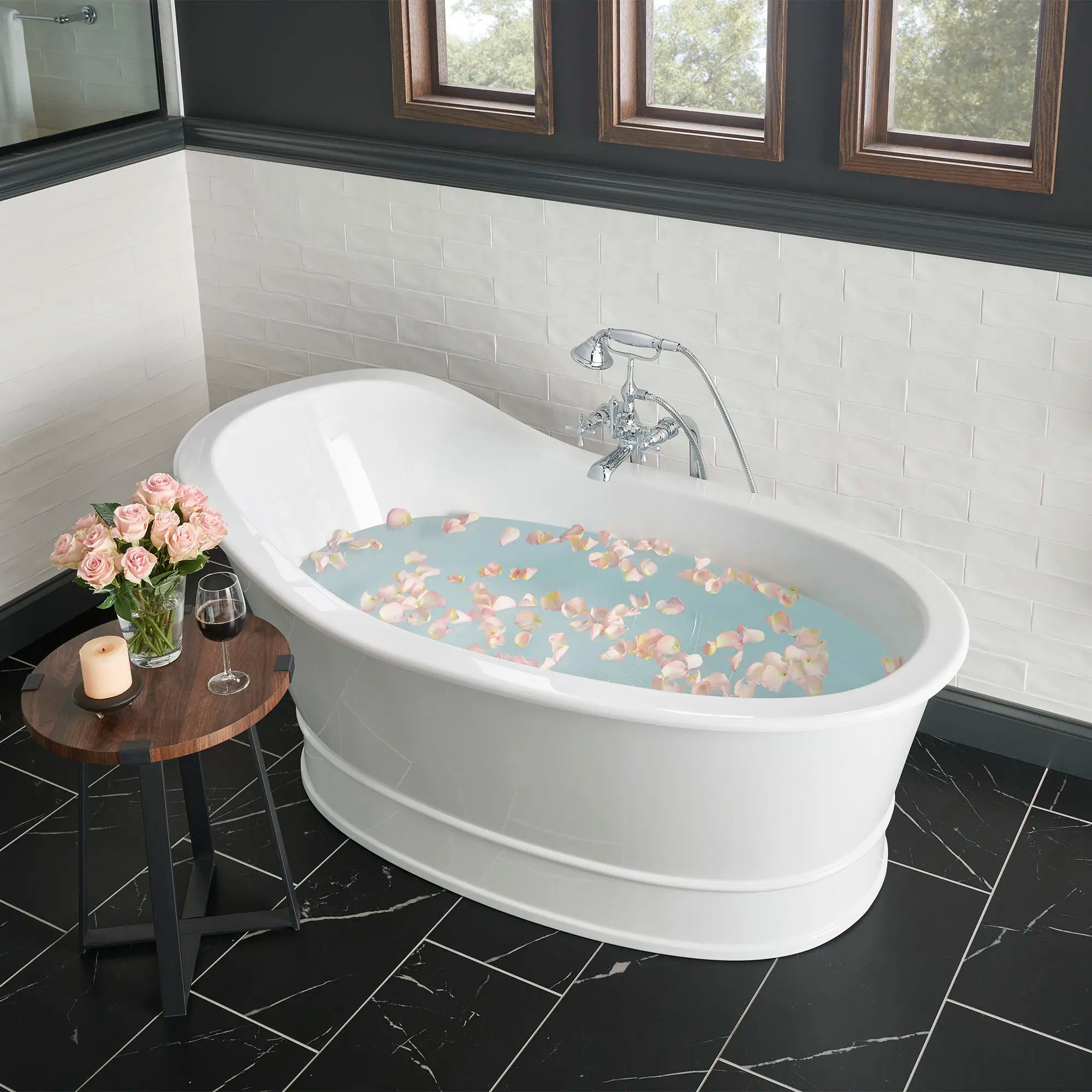 Oak Hill® 66 in. x 36 in. Freestanding Bathtub // CANVAS WHITE // 83316_B-D12025004.415_D3510296C.100_MothersDay_CDNwebp.webp