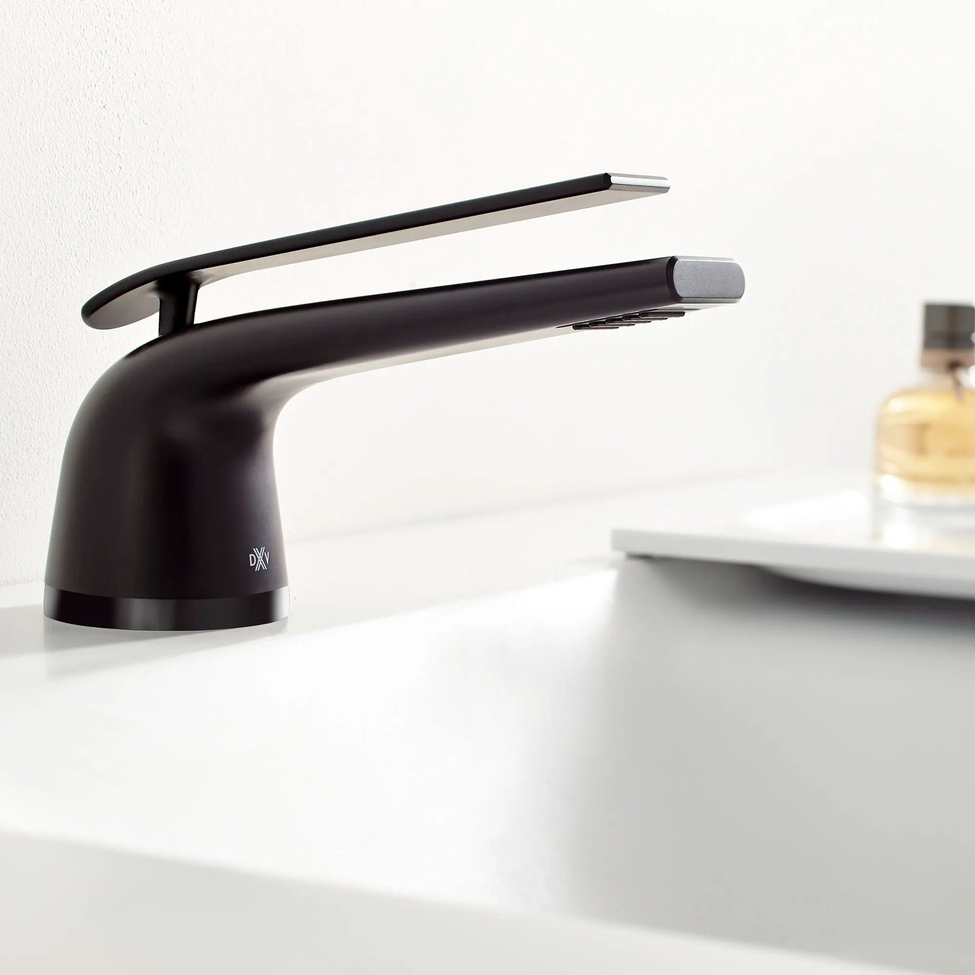 DXV® Modulus Single Handle Bathroom Faucet with Lever Handle // MATTE BLACK // 84763_B-D35120102243_CDNwebp.webp