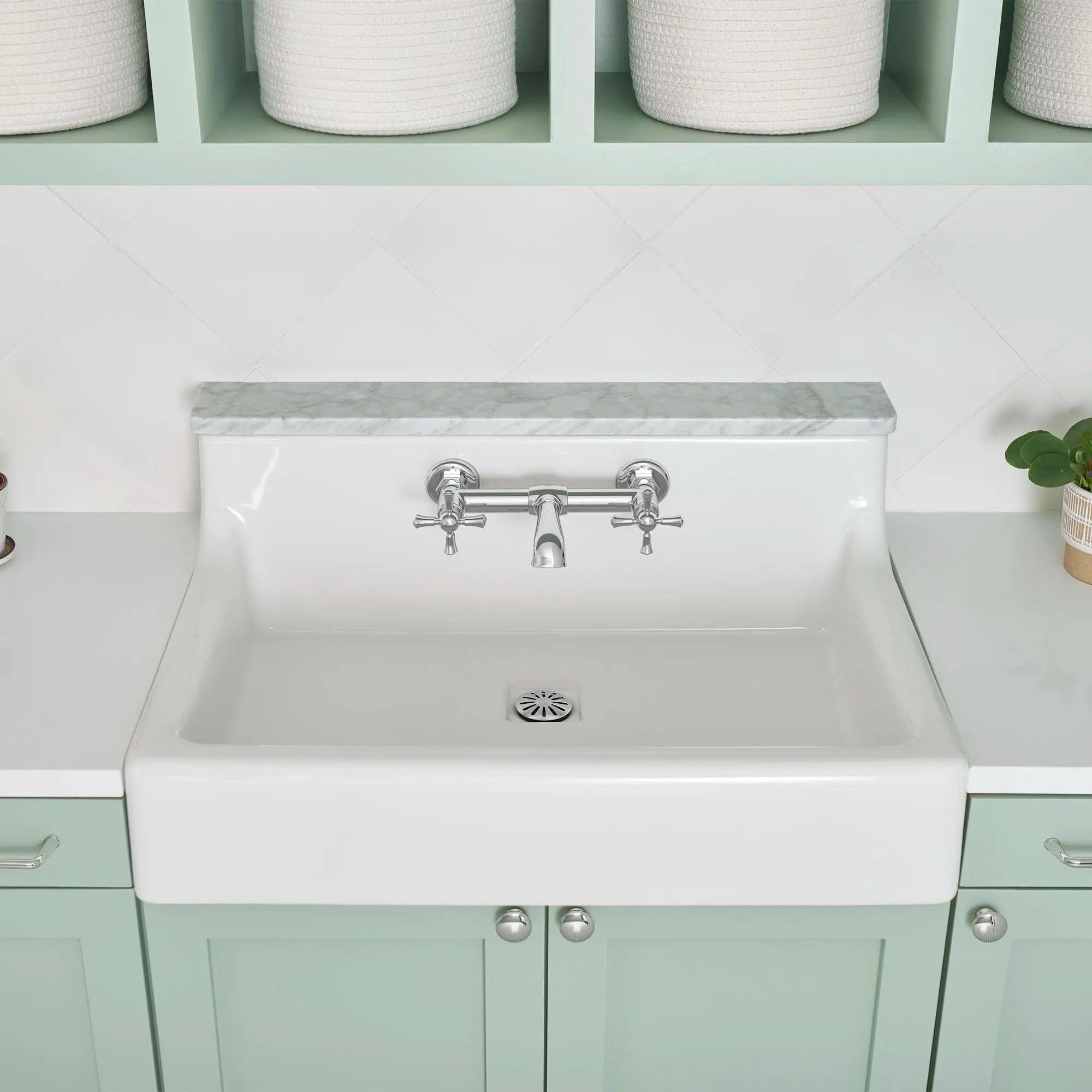 Oak Hill® 30 in. High-Back Sink, 2-Hole // CANVAS WHITE // 85176_B-D35155470.100_D20155002.415_D19006000.550_CDNwebp.webp